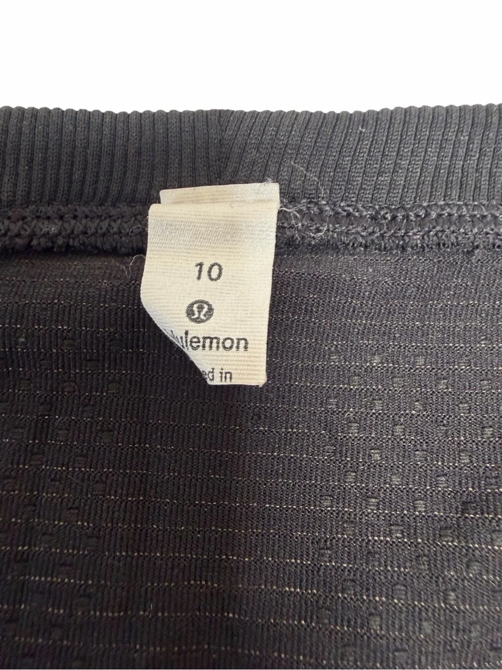 Lululemon Swiftly Tech Long Sleeve Crew Black Size 10